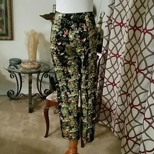 Klaveli Kennedy Slit Back Capri